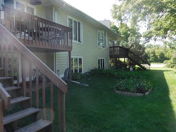 3rd image of 126 - 128 Curtiss St