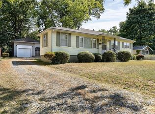 464 Hyde Dr NE, Marietta, GA 30060