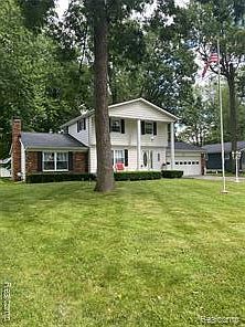 1st image of 2194 Belle Meade Dr