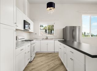 9427 Vista Dr, Spring Valley, CA 91977