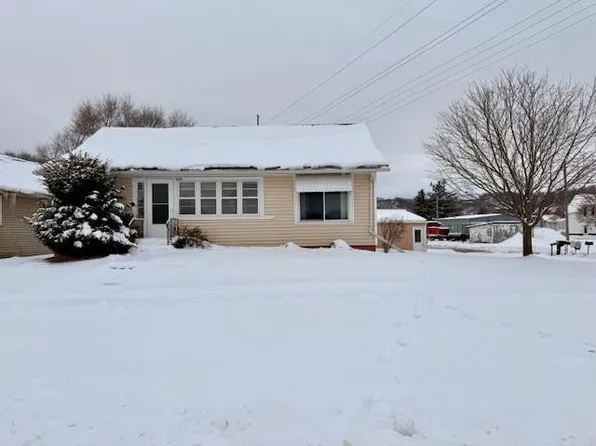 111 N Commercial St, Viola, WI 54664