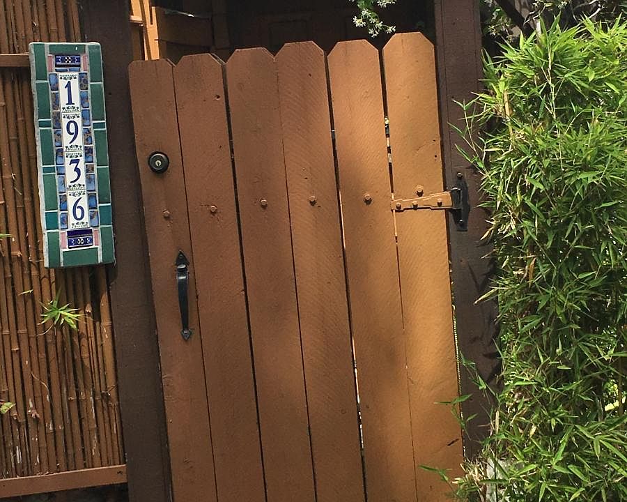 1st image of 1936 Orchid Ave