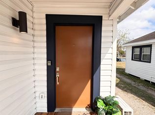 7425 Avenue H, Houston, TX 77011