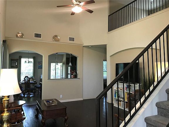 4th image of 2024 Nestlewood Dr