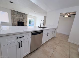 1575 Cherokee Ln, Las Vegas, NV 89169