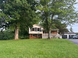 588 Jack Brown Rd, Glasgow, KY 42141