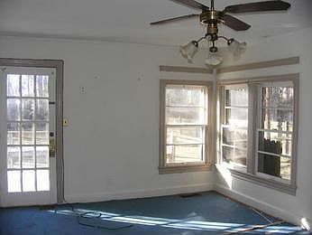 2nd image of 115 Juanita St