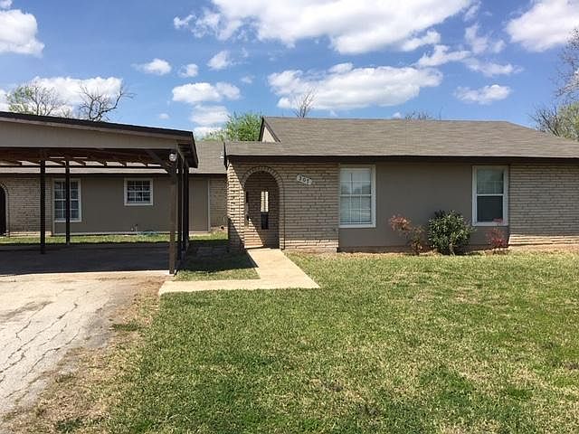 1st image of 207 Oelkers Dr