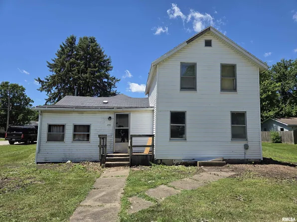201 N Depot St, Altona, IL 61414