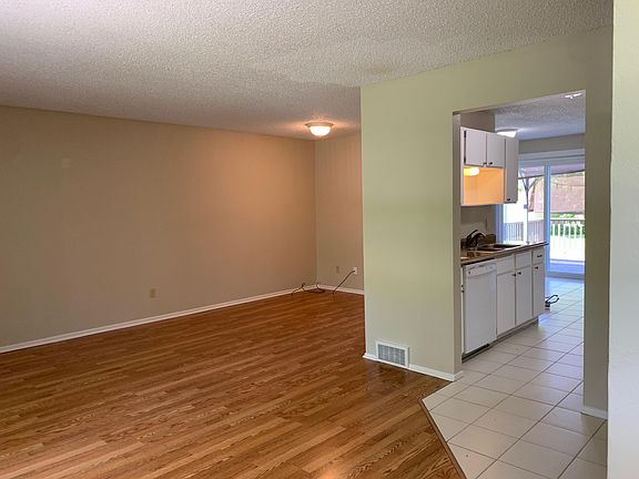 3rd image of 8002 Erie Ave