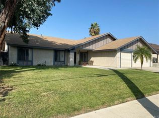 994 W Bohnert Ave, Rialto, CA 92377