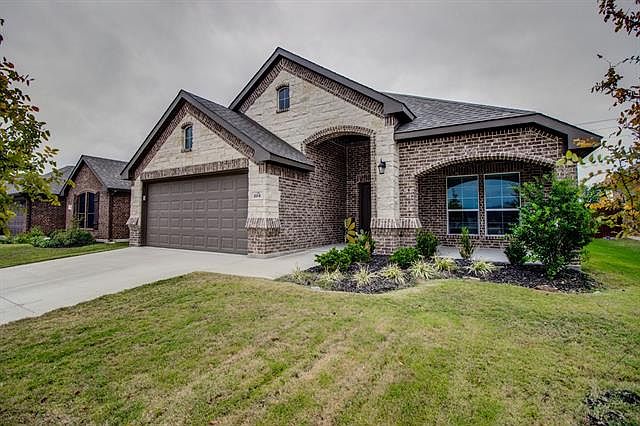 1st image of 204 Colter Dr
