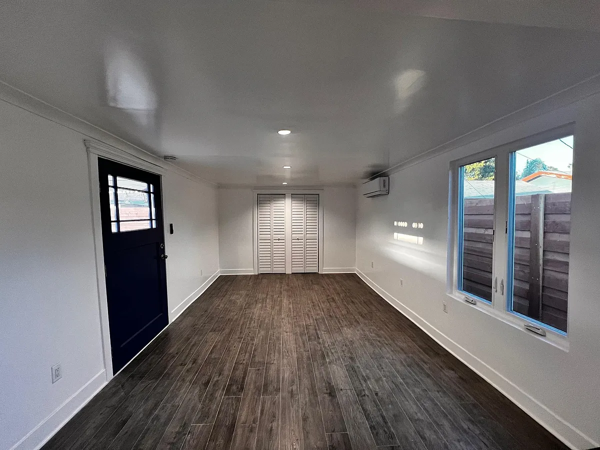 Building Photo - 5128 2nd Ave