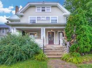 712 W 28th St #1, Minneapolis, MN 55408