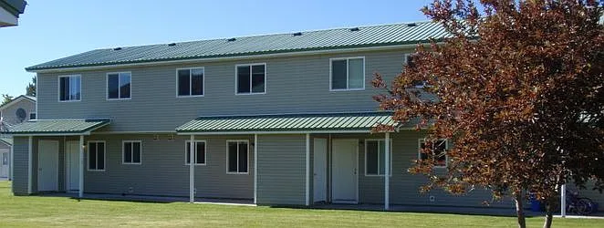 2 bed, 753 sqft, $225 — Photo 2