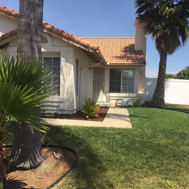 1st image of 27586 Avenida Interno