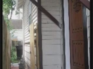 1605 Saint Charles St, Houston, TX 77003