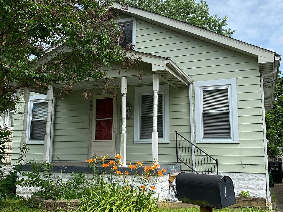 1st image of 606 E Brandeis Ave