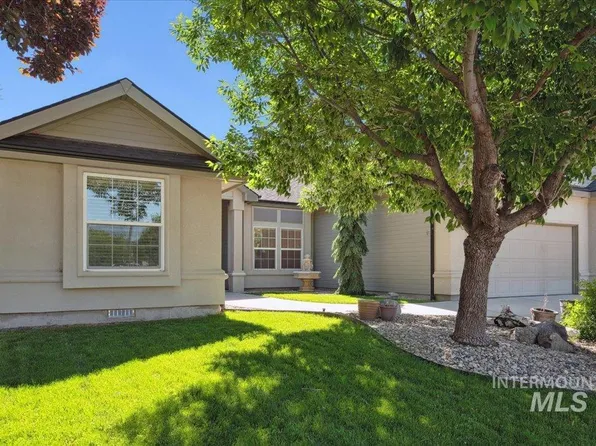 3880 N Greenwich Way, Meridian, ID 83642