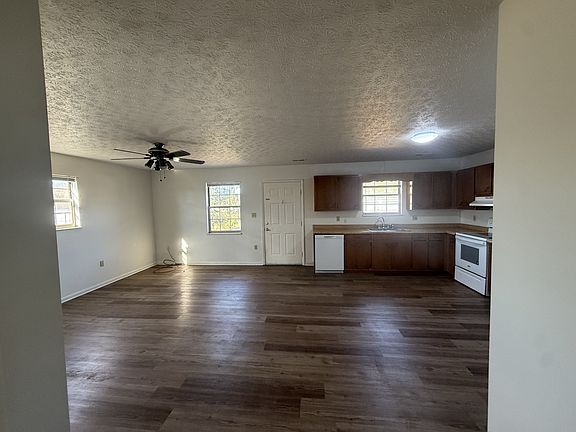 2nd image of 6920 E Andrew Johnson Hwy APT 12