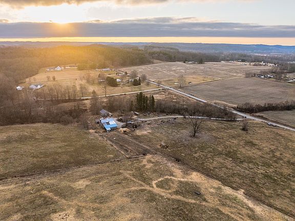 2nd image of 9220 N River Rd