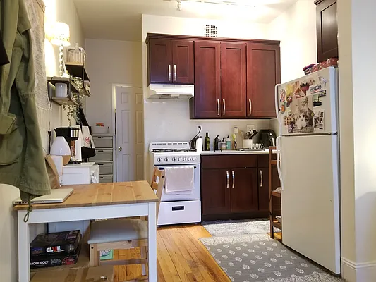 Rented by New York Dwellings LLC | media 15