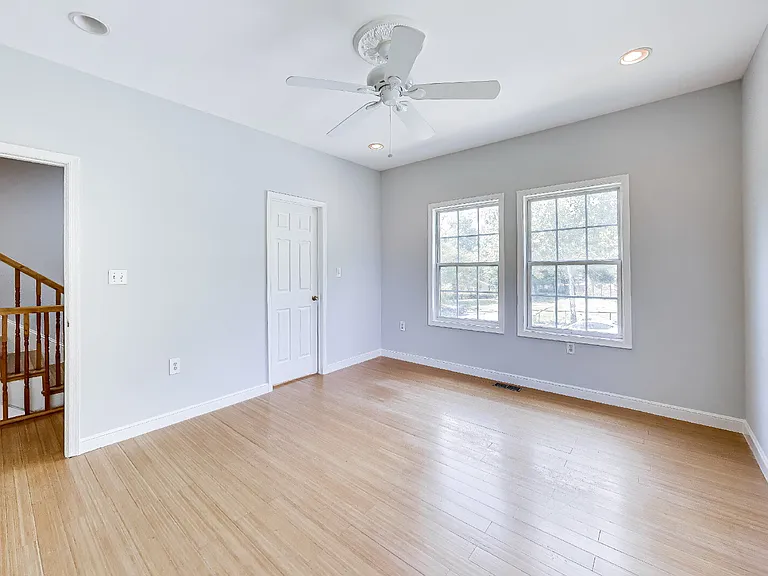 5713 Eads St NE — Photo 15