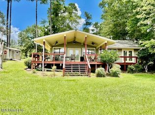 17 Holly Ln, Perkinston, MS 39573