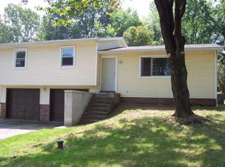 468 Moore Rd, Akron, OH 44319