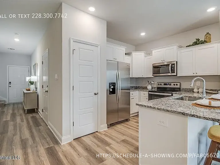 12277 Sinclair Dr — Photo 4