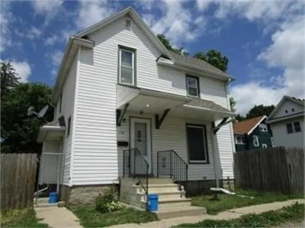 310 Allen St, Waterloo, IA 50701