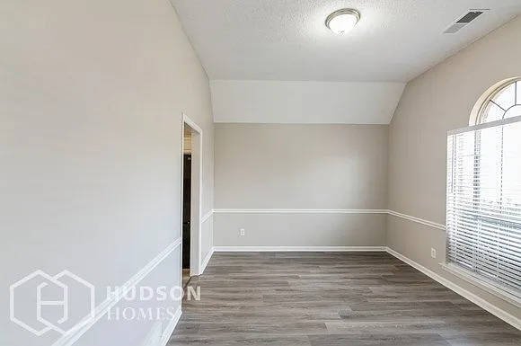 6519 Daybreak Dr — Photo 8