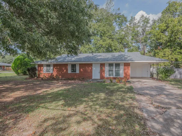 203 Holly Ridge Dr, Monroe, LA 71203