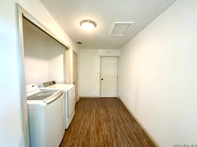 154 Ferris Ave — Photo 14