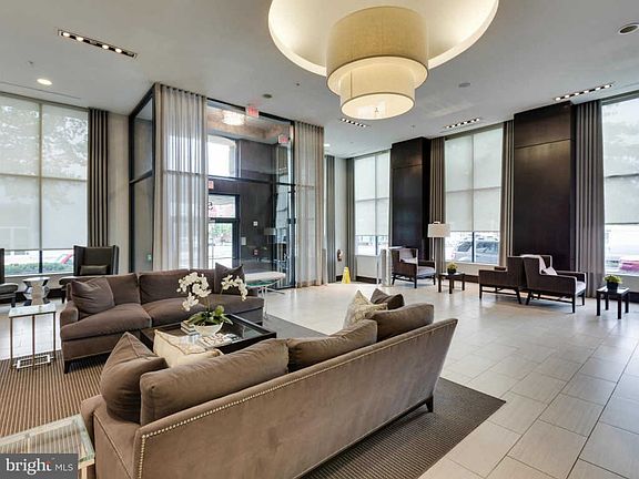 4th image of 525 N Fayette St Unit 309