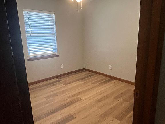 5th image of 417 N Alice Dr