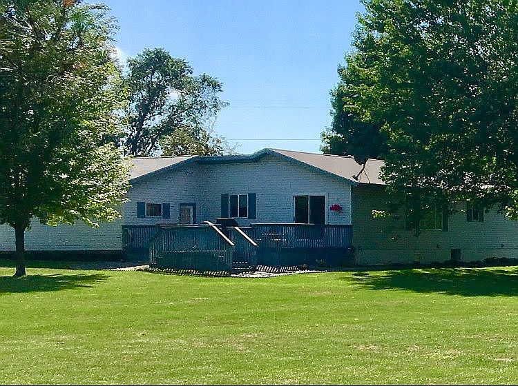1st image of 22075 3rd Ave E