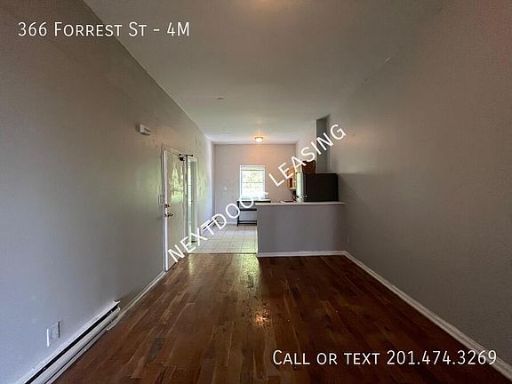 4th image of 366 Forrest St #4M