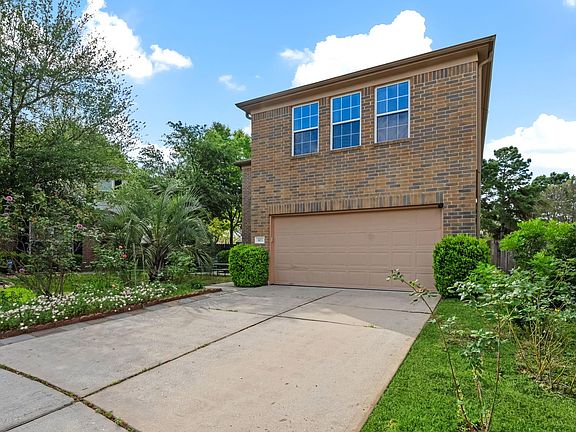 2nd image of 903 Northgate Springs Dr