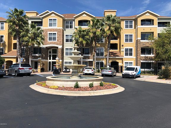 2nd image of 8539 GATE Parkway #1716