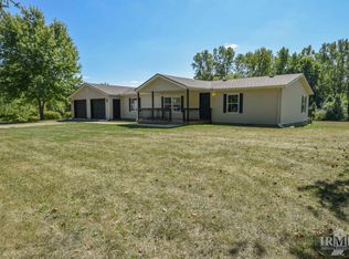 8201 W River Rd, Yorktown, IN 47396