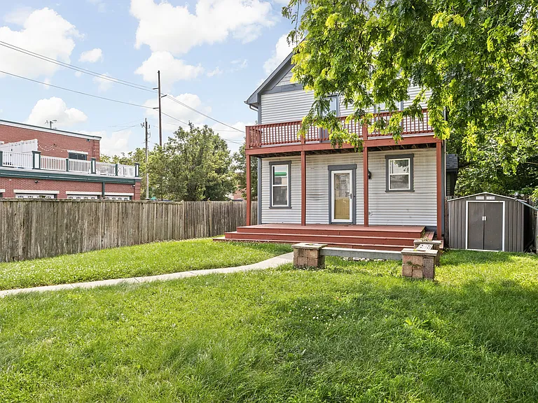 2213 N Talbott St — Photo 18