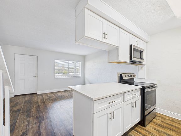 5th image of 301 Forrest Ave #D-231