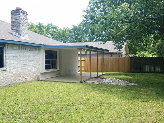 3rd image of 1810 W Mesa Park Dr