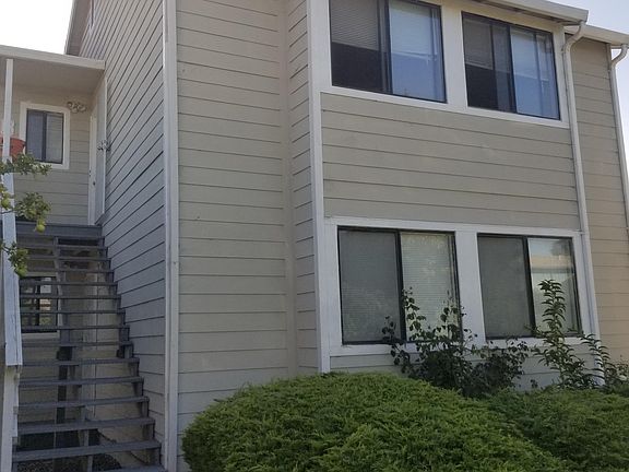 2nd image of 2025 W Avenue 136th #136