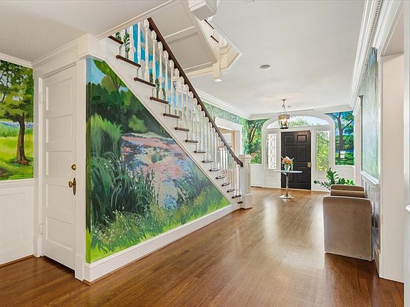3rd image of 410 Rice Ave
