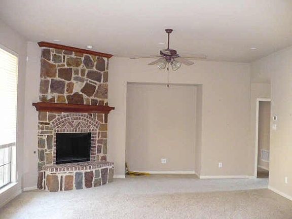2nd image of 2028 Meadows Ave