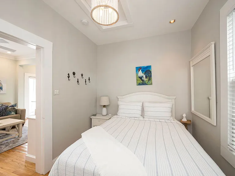 903 Southard St — Photo 12