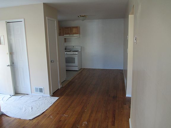 5th image of 49 Marianne St