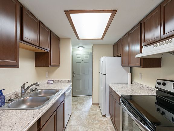 5th image of 5607 76th St W #2